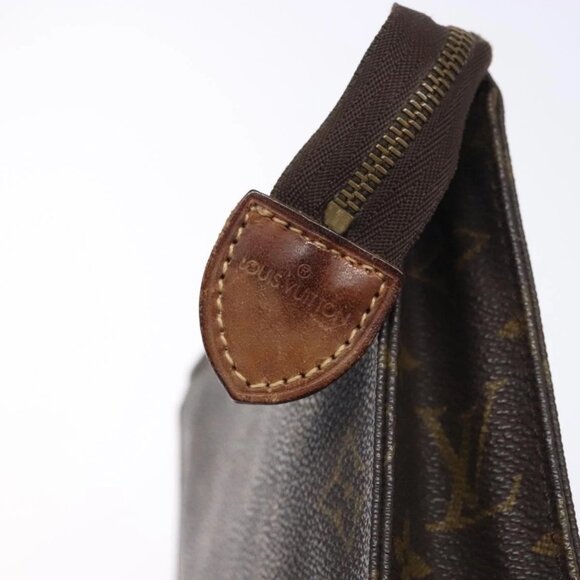 LOUIS VUITTON Monogram Poche Toilette 19 Pouch - Picture 9 of 15